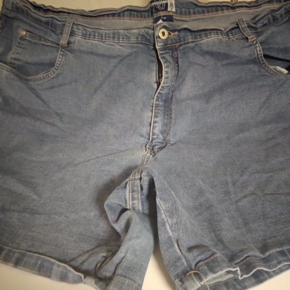 VENZIA DENIM SHORT'S 28'W